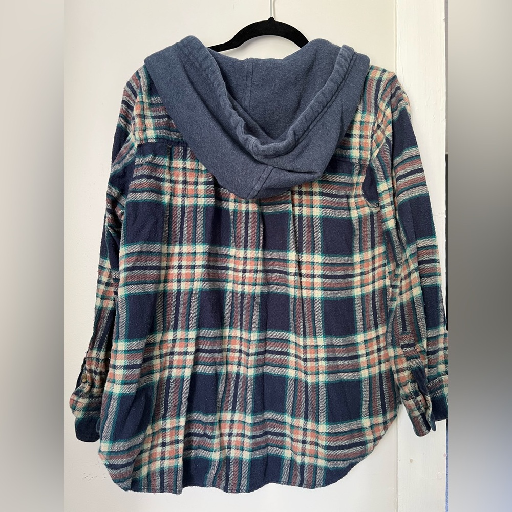 American Eagle Outfitters Multicolor Plaid Shirt
